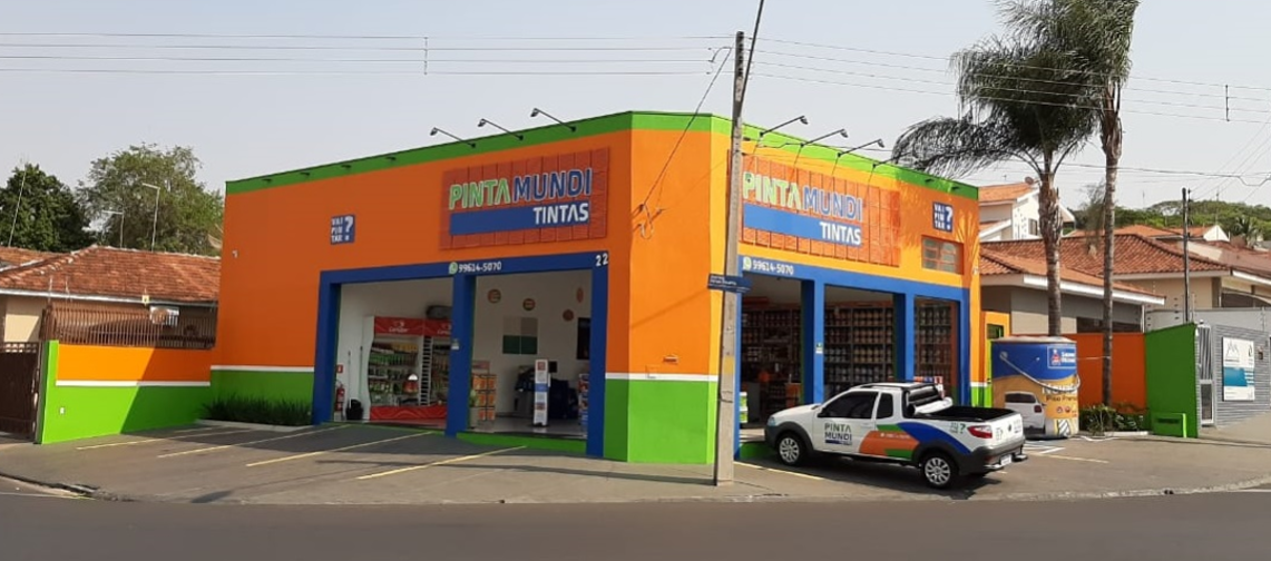 Fachada de uma loja de tintas Pinta Mundi padrão
